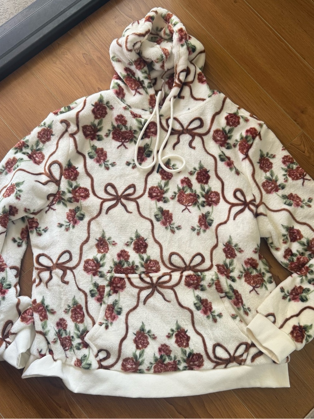 Floral Bow-Print Hooded Fleece Sweatshirt - Cream with Rose Print